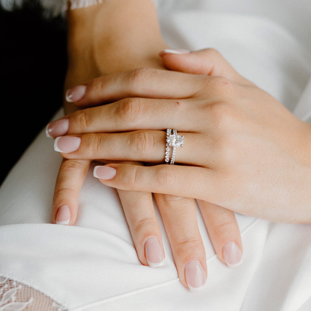 Uñas de gel francesa a domicilio. Parlors